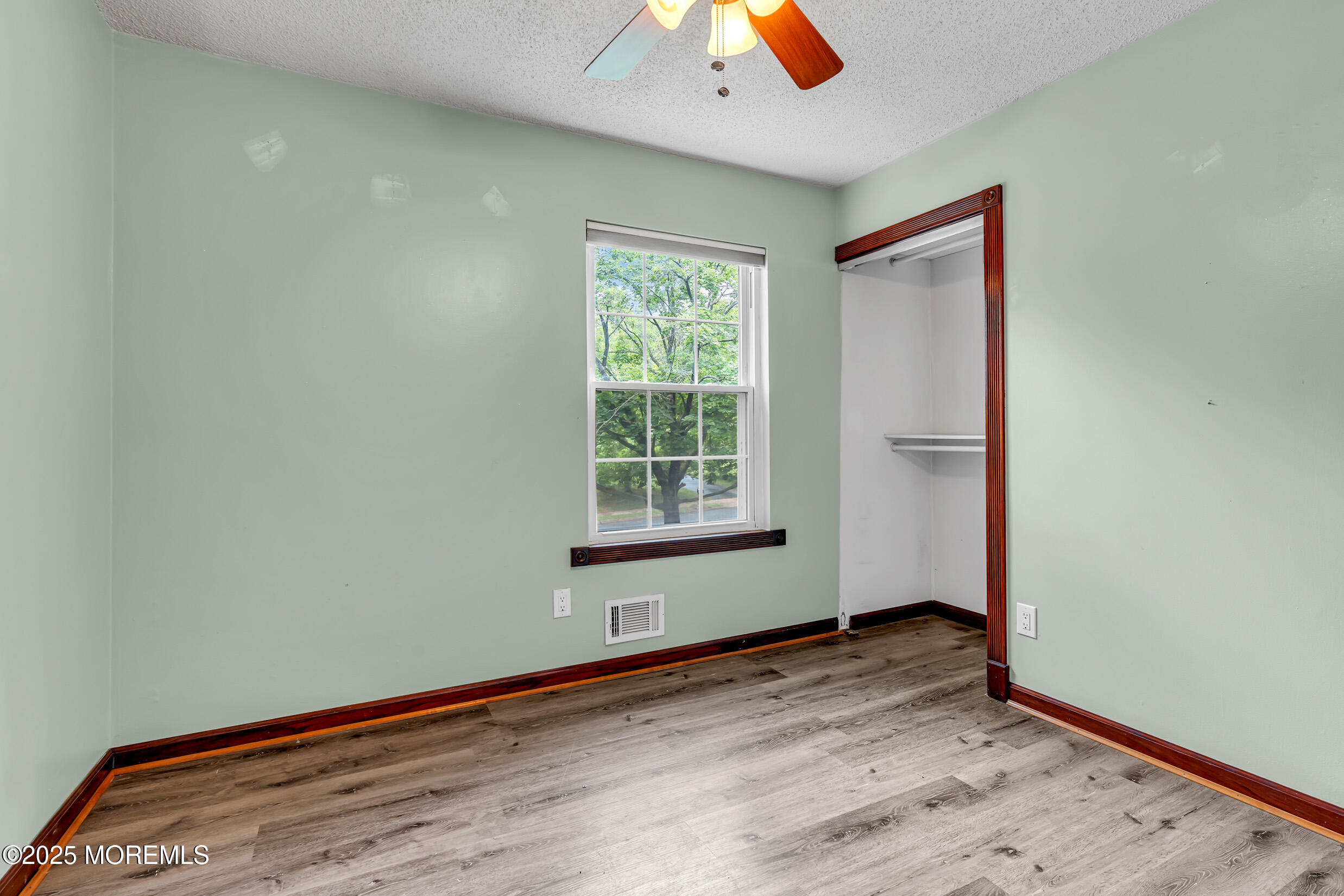 4 Yorkshire Drive Jackson, NJ 08527 - Photo 24 of 40 5 (17)