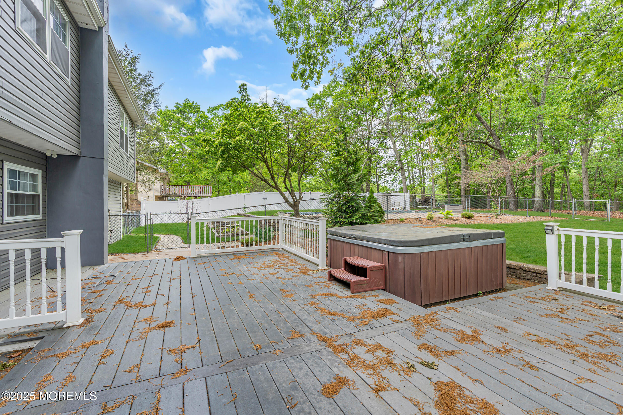 4 Yorkshire Drive Jackson, NJ 08527 - Photo 35 of 40 5 (28)