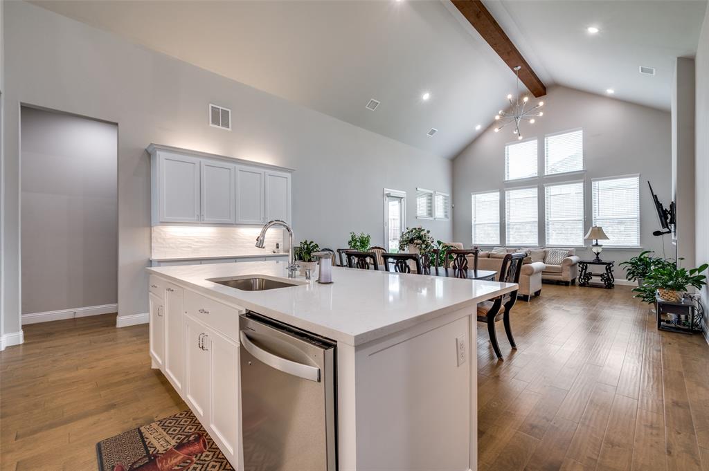 9767 Maple Hill Lane Frisco, TX 75035 - Photo 12 of 39