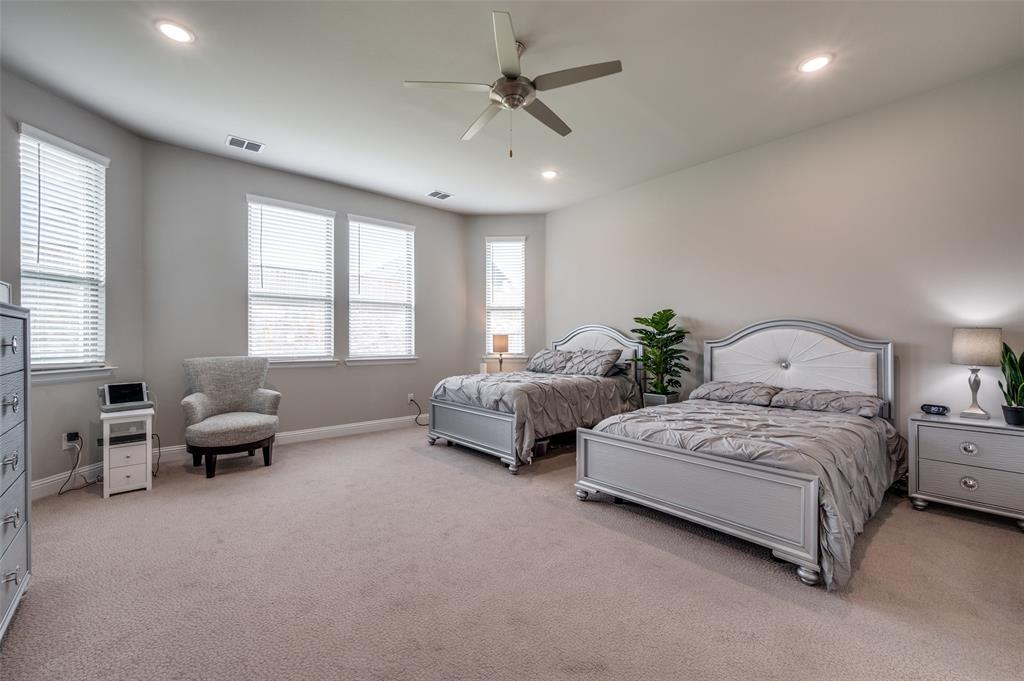 9767 Maple Hill Lane Frisco, TX 75035 - Photo 16 of 39