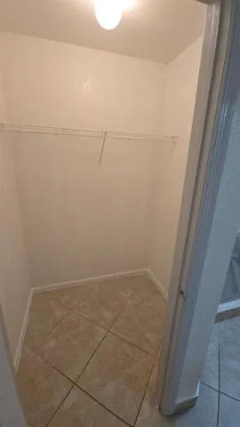 a view of a utility room