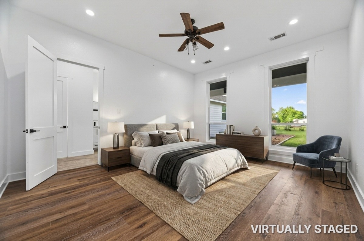 12625 Padon Road Needville, TX 77461 - Photo 19 of 50 Large primary suite offering privacy and a peaceful retreat.