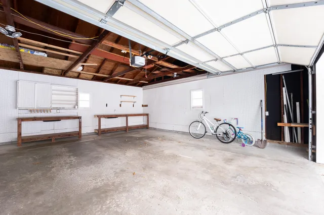 $249,900 | 8005 Edmonds Street, Portage, MI 49024