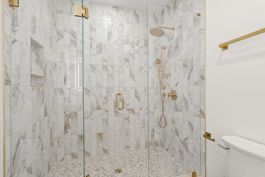 27 Shepard Street, Unit 2 Boston, MA 02135 - Photo 22 of 41