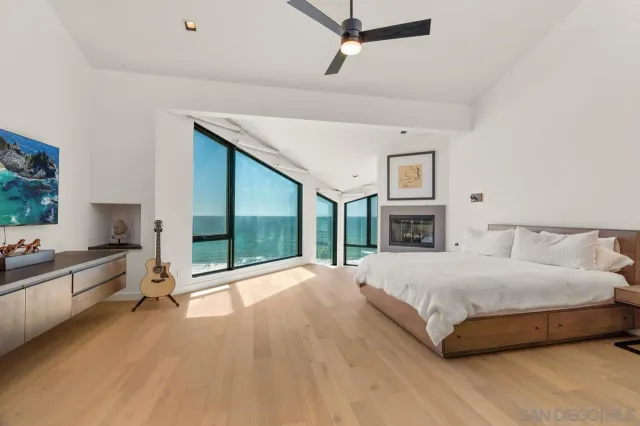 $15,999 | 135 South Sierra Avenue, Unit 32, Solana Beach, CA 92075