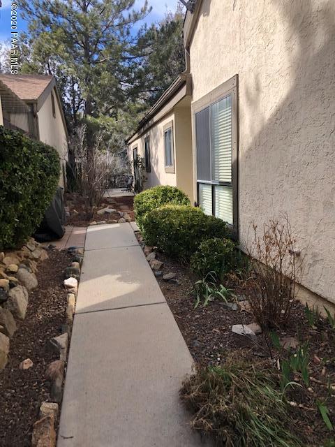 1413 Coyote Road Prescott, AZ 86303 - Photo 3 of 16 Coyote walkway