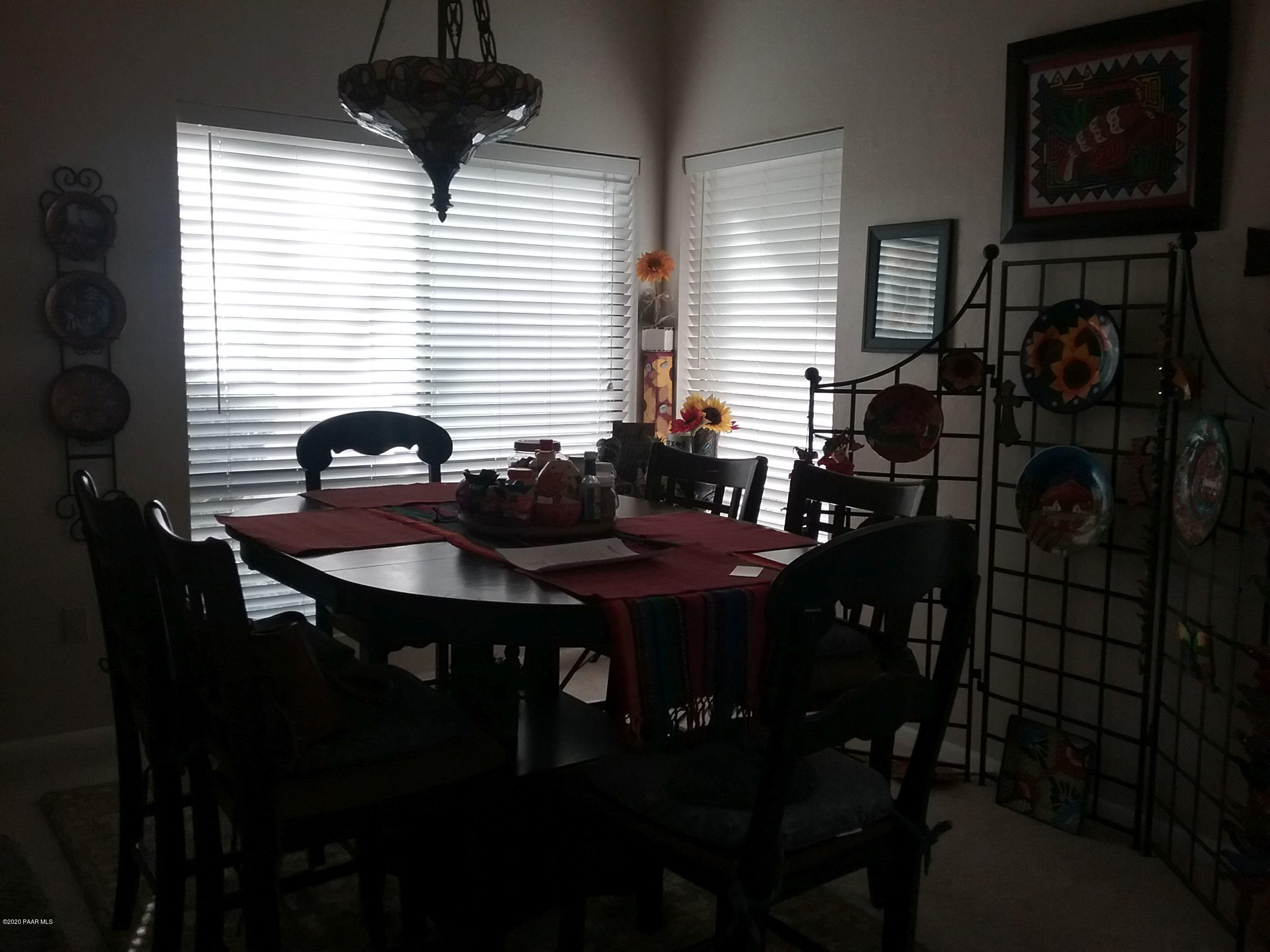 1413 Coyote Road Prescott, AZ 86303 - Photo 4 of 16 Coyote eat-in kitchen
