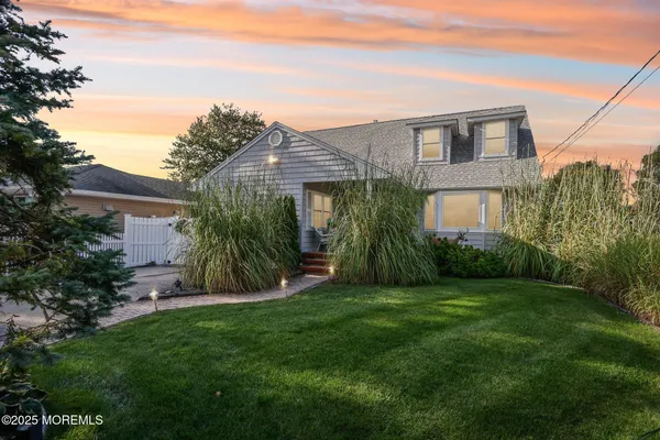 $899,999 | 66 Nina Court, Brick, NJ 08723