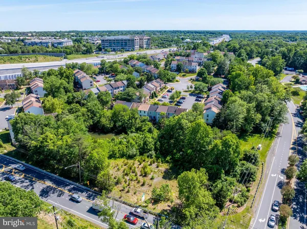 $120,000 | 14201 Braddock Road, Centreville, VA 20120