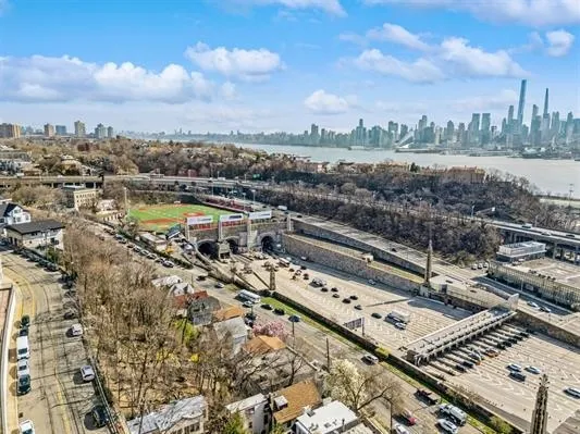 $900,000 | 62-68 Hackensack Plank Road, Weehawken, NJ 07086