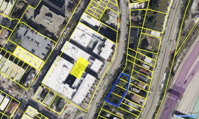 $900,000 | 62-68 Hackensack Plank Road, Weehawken, NJ 07086