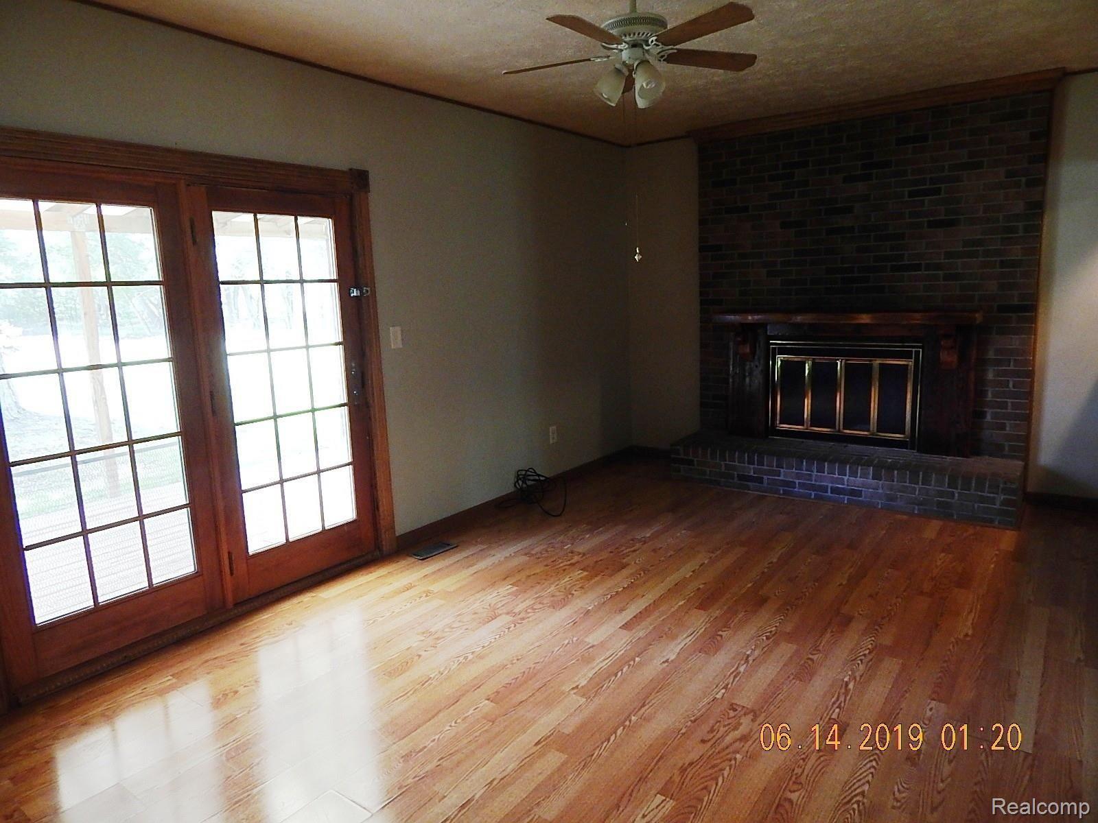19222 Sylvia Road Romulus, MI 48174 - Photo 37 of 45 fam rm1.JPG