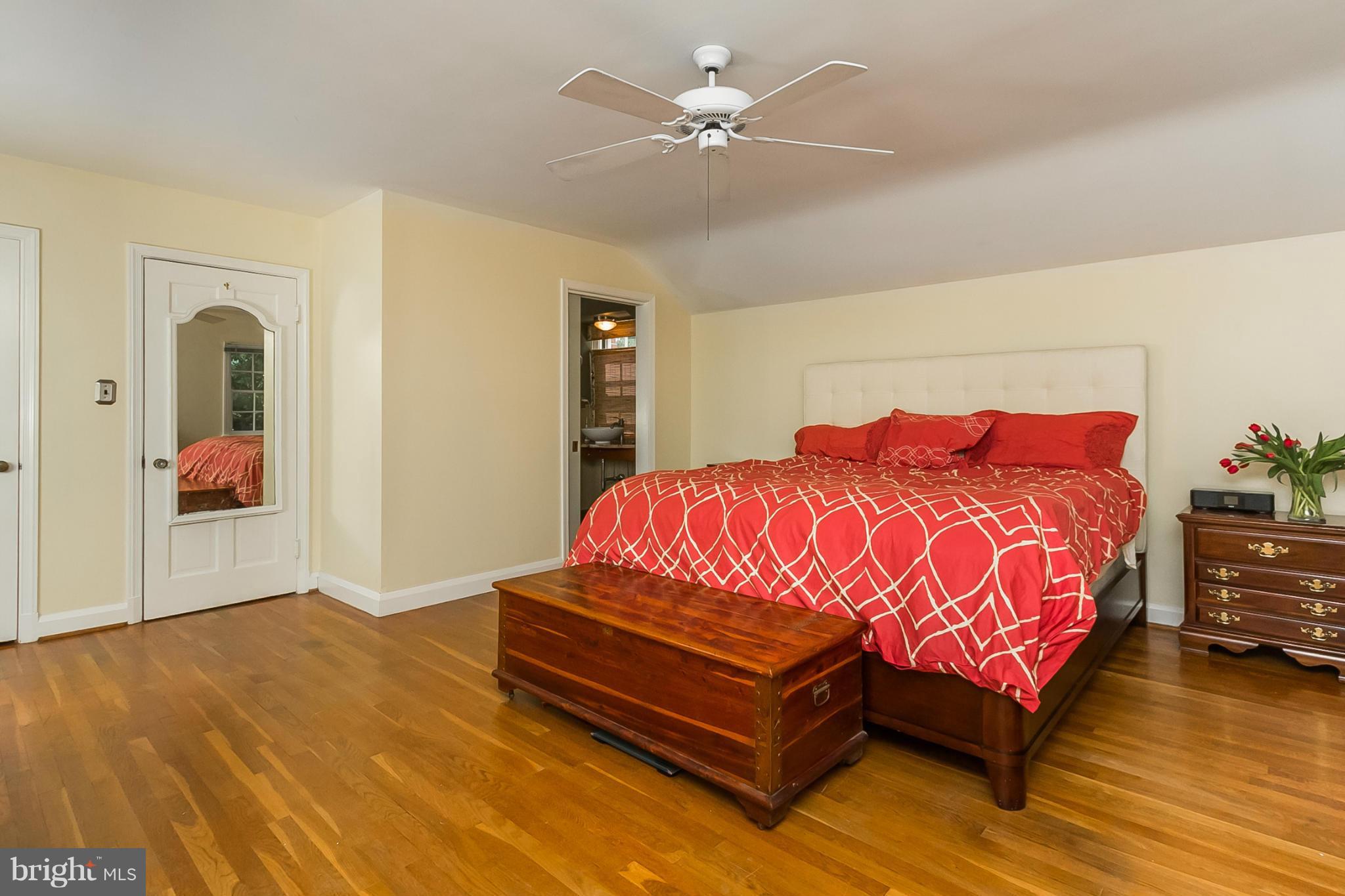 207 Churchwardens Road Baltimore, MD 21212 - Photo 16 of 30 Bedroom (Master)