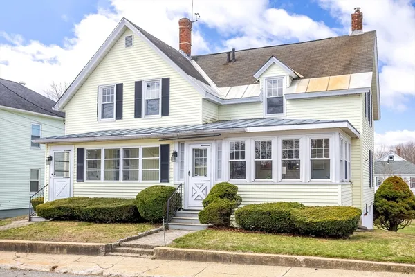 $359,900 | 213 Regan Street, Gardner, MA 01440
