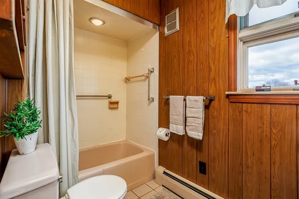 $359,900 | 213 Regan Street, Gardner, MA 01440