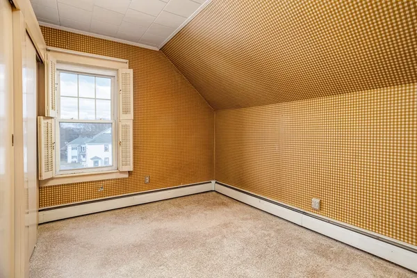 $359,900 | 213 Regan Street, Gardner, MA 01440