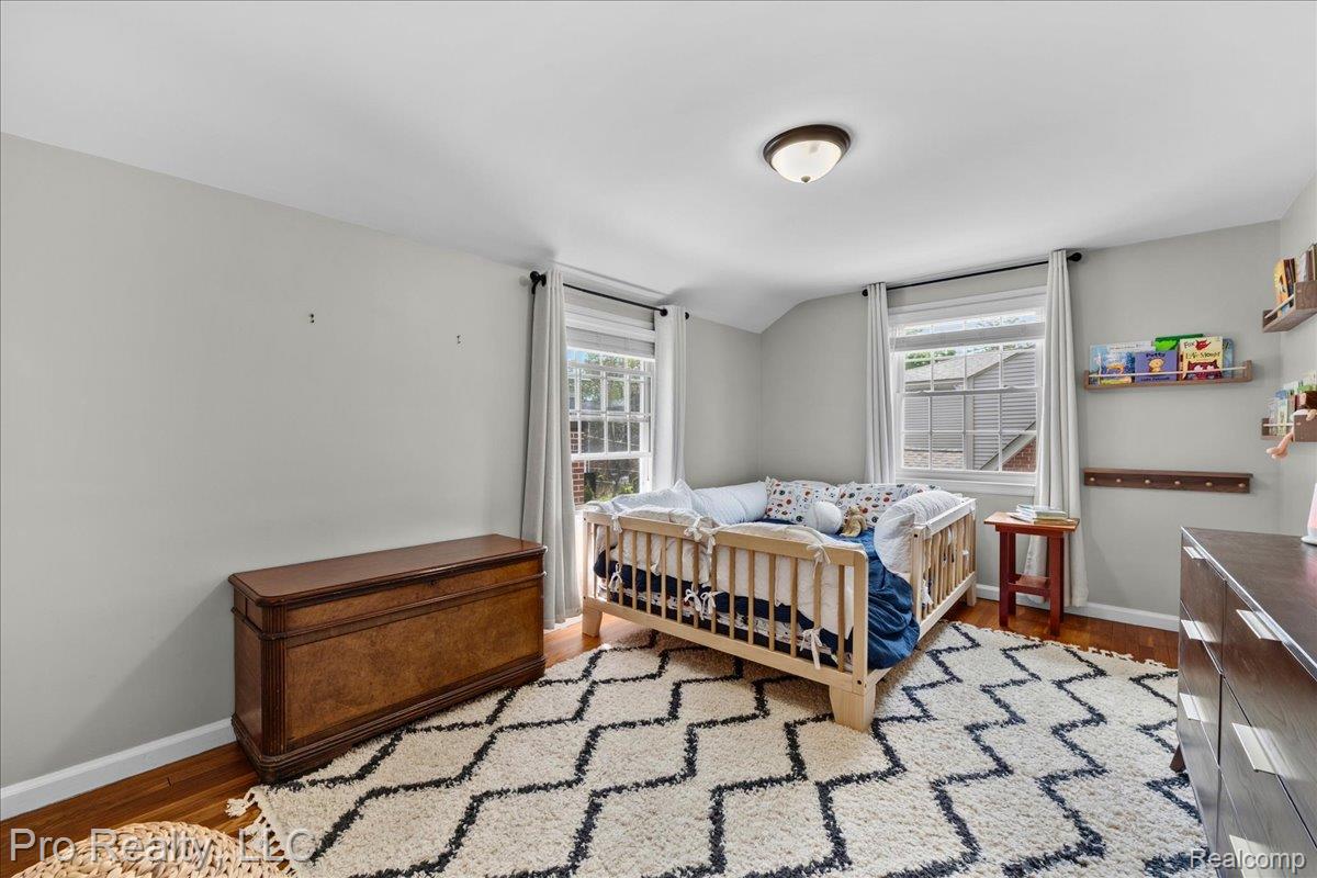 429 Roland Road Grosse Pointe, MI 48236 - Photo 19 of 34