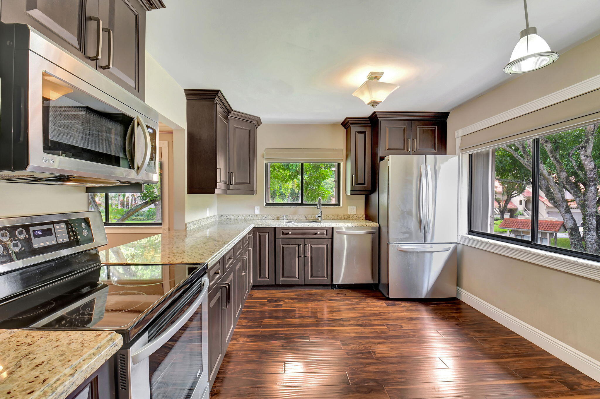 5731 Coach House Circle, Unit D Boca Raton, FL 33486 - Photo 6 of 47 BEAUTIFUL CUSTOM KITCHEN