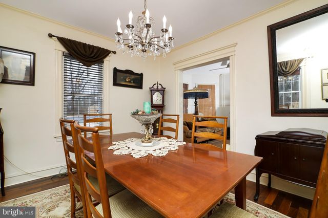 $290,000 | 242 Emerald Avenue, Westmont, NJ 08108