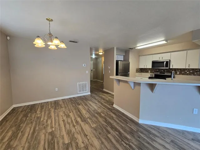 $1,825 | 1203 Northeast 5th Street, Mulberry, FL 33860