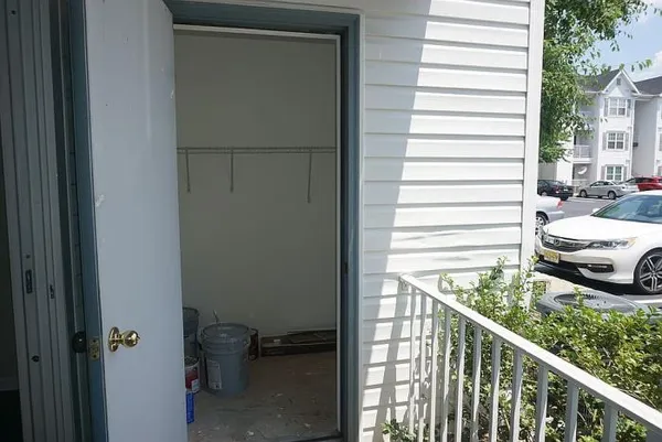 $444,000 | 317 Waterford Drive, Edison, NJ 08817