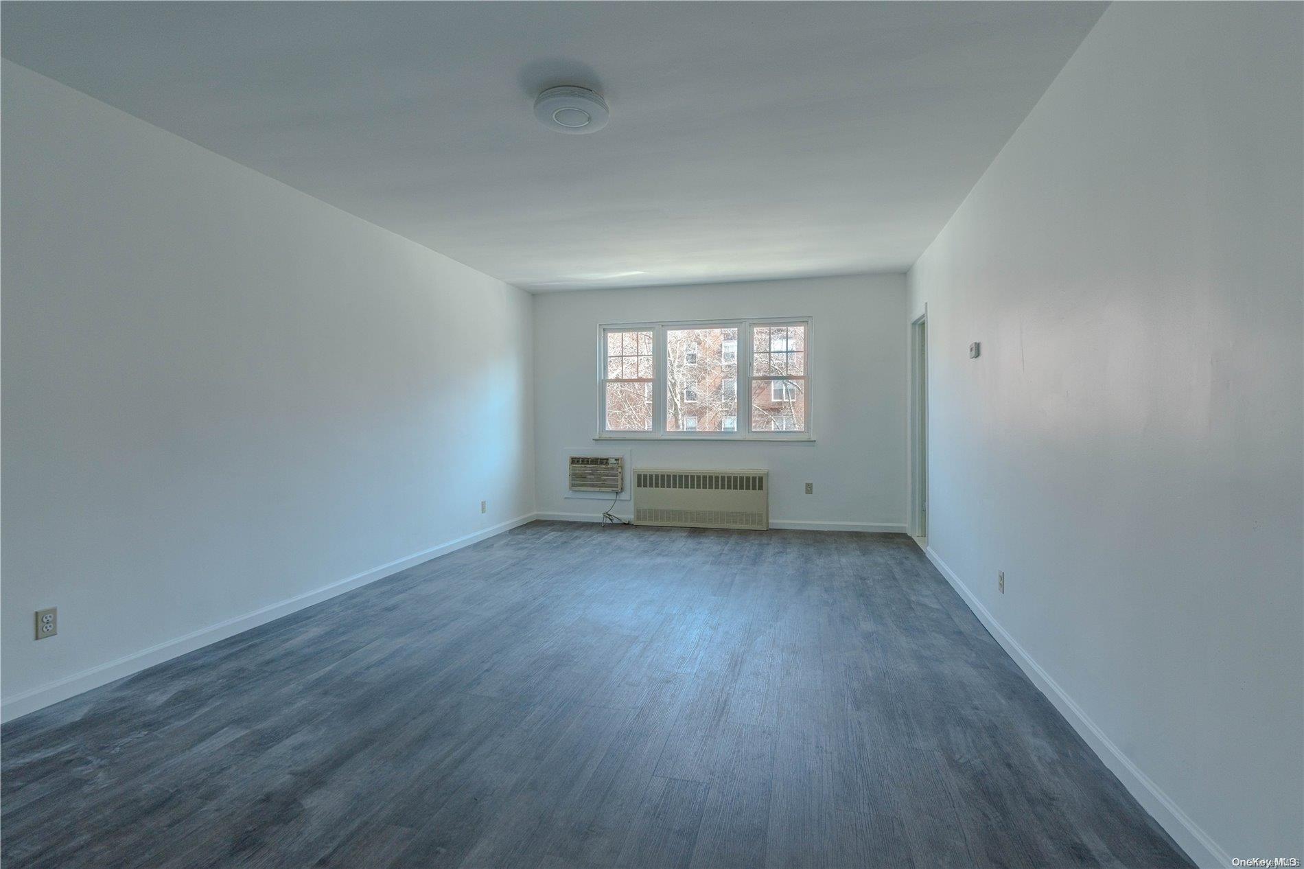 79-18 150th Street, Unit 3 Queens, NY 11367 - Photo 4 of 10