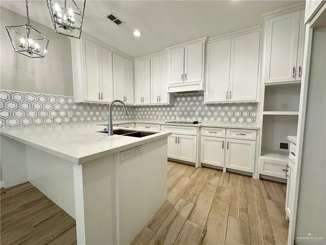 $2,500 | 2725 Kilgore Avenue, McAllen, TX 78504