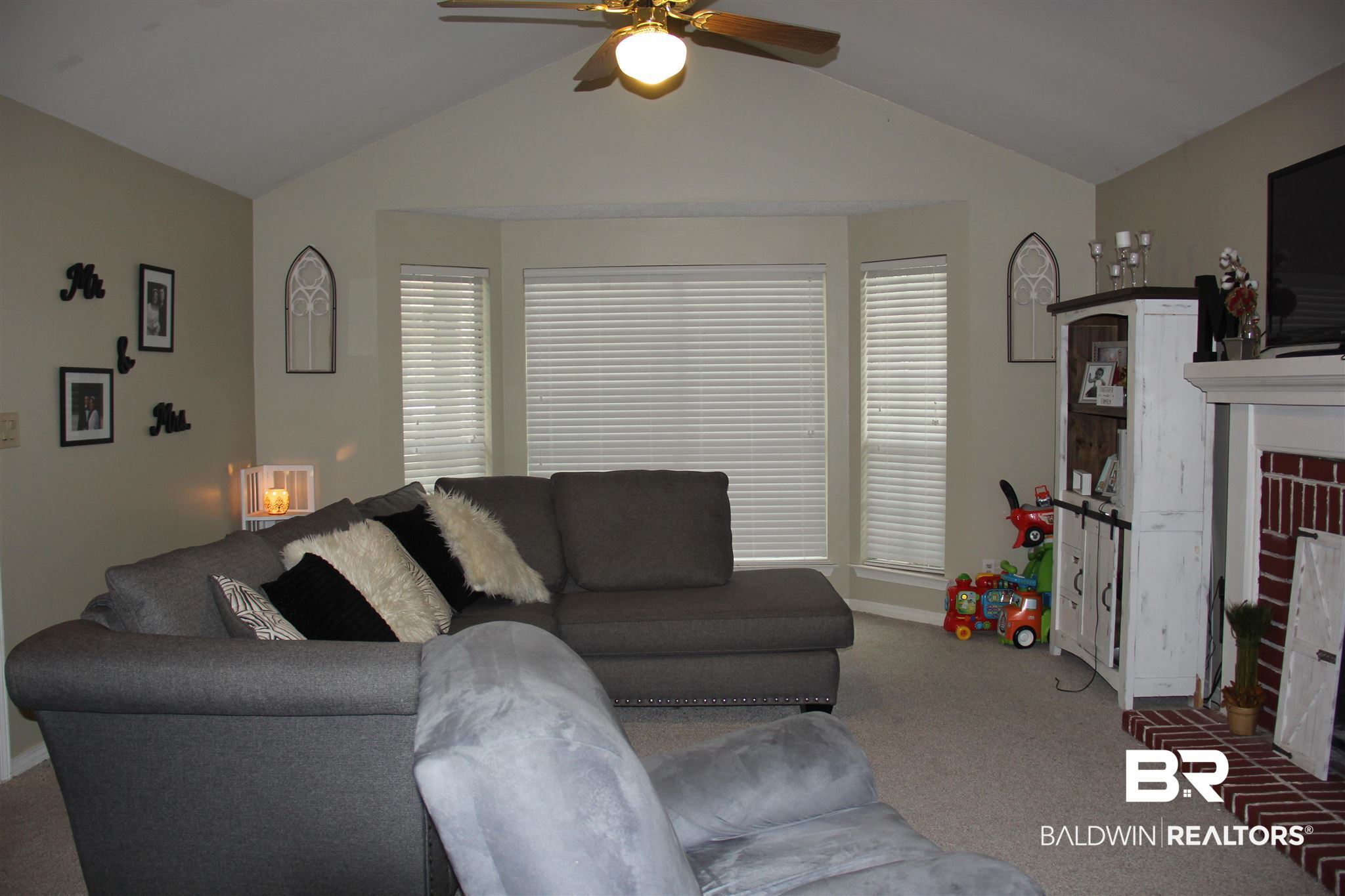 112 Leigh Circle Daphne, AL 36526 - Photo 3 of 24