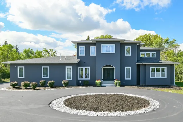 $2,500,000 | 8825 North Spruce Road, River Hills, WI 53217