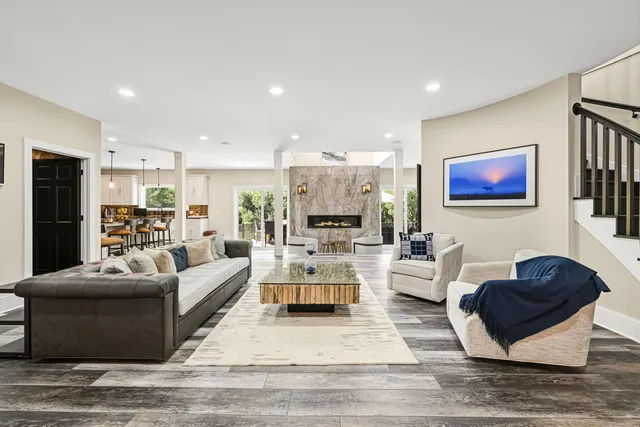 $2,500,000 | 8825 North Spruce Road, River Hills, WI 53217