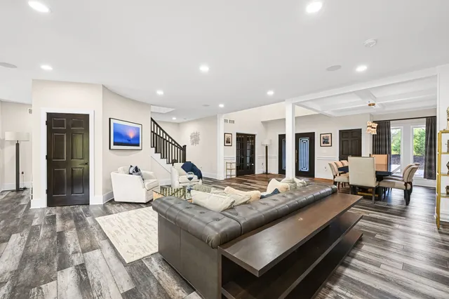 $2,500,000 | 8825 North Spruce Road, River Hills, WI 53217