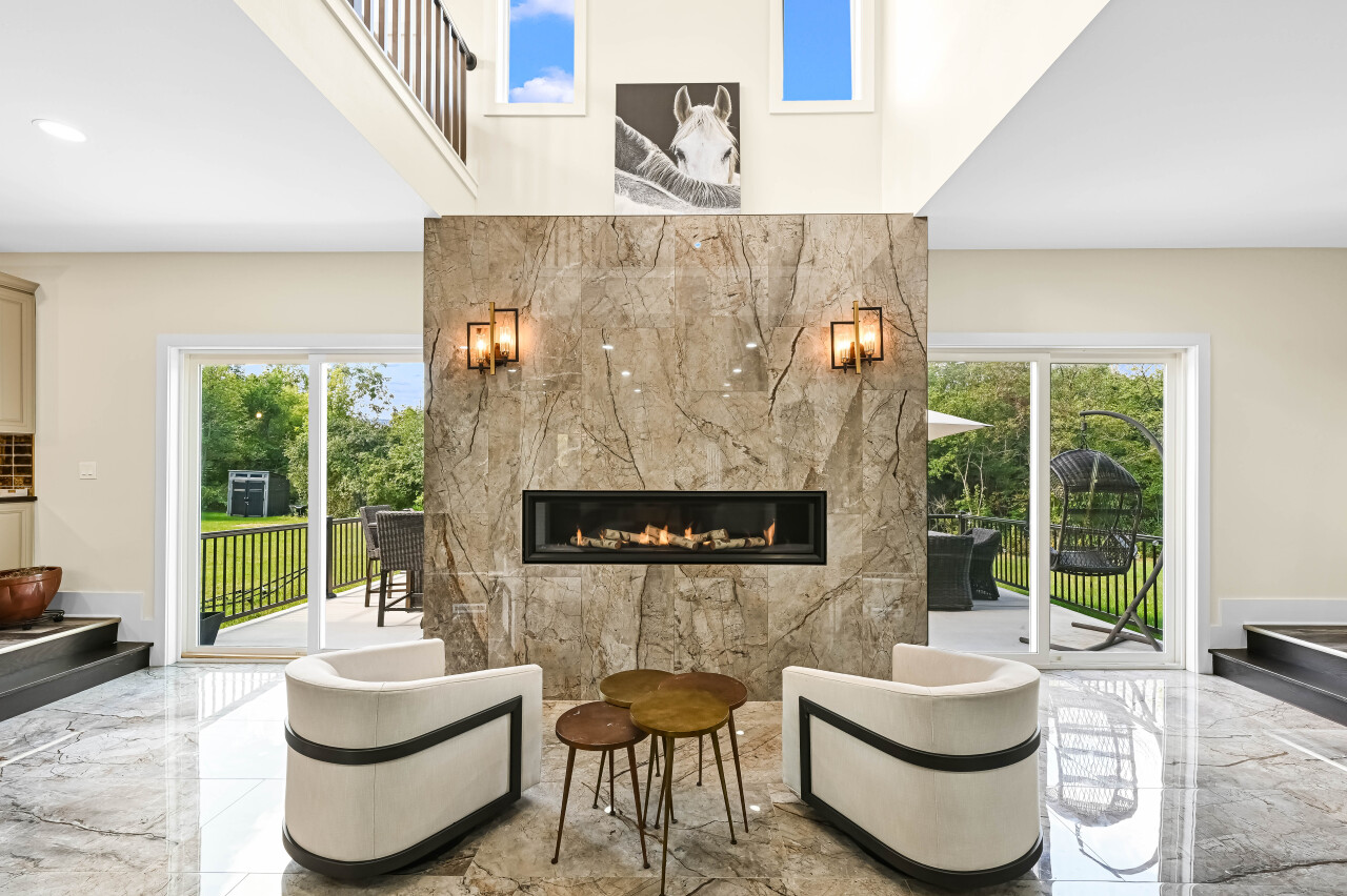 8825 North Spruce Road River Hills, WI 53217 - Photo 7 of 42 Photo 8