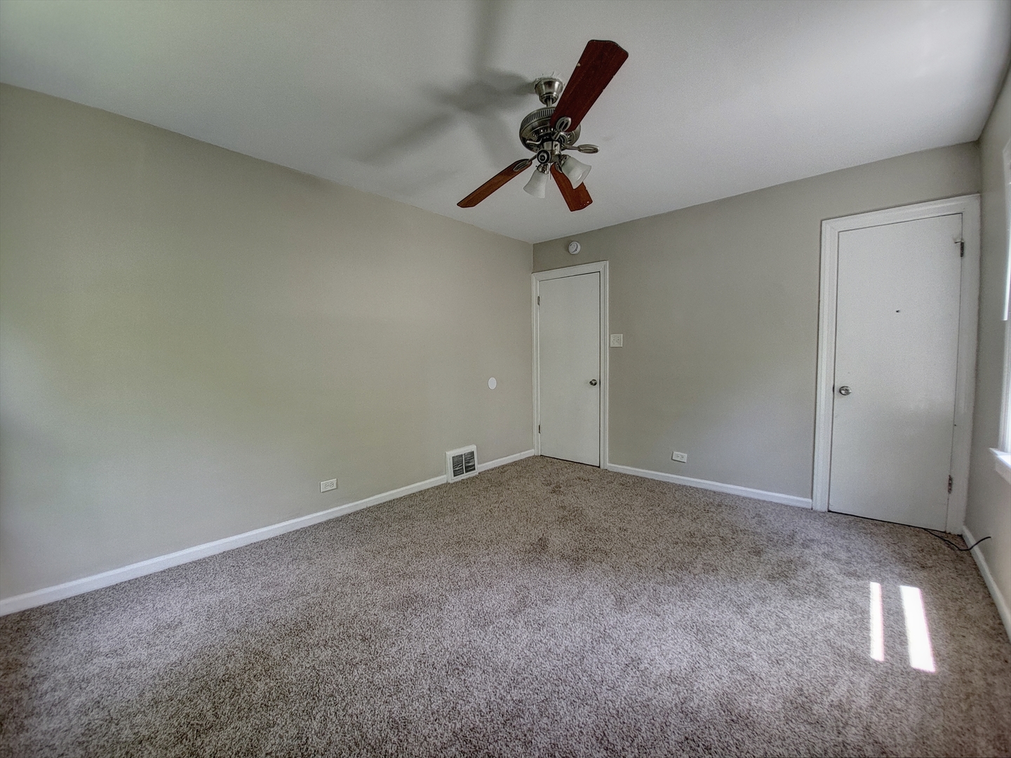 1913 170th Street Hazel Crest, IL 60429 - Photo 12 of 20