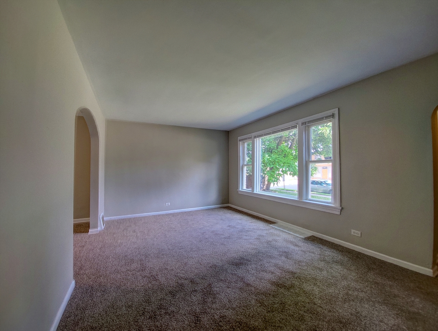 1913 170th Street Hazel Crest, IL 60429 - Photo 2 of 20