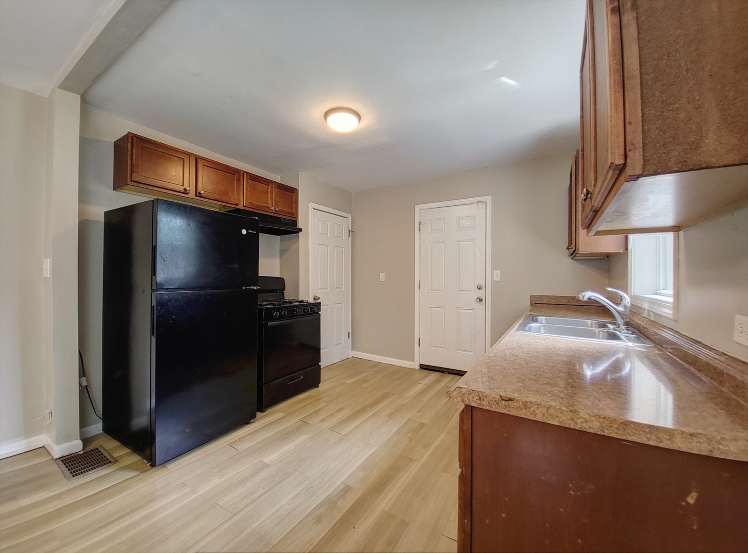 1913 170th Street Hazel Crest, IL 60429 - Photo 7 of 20