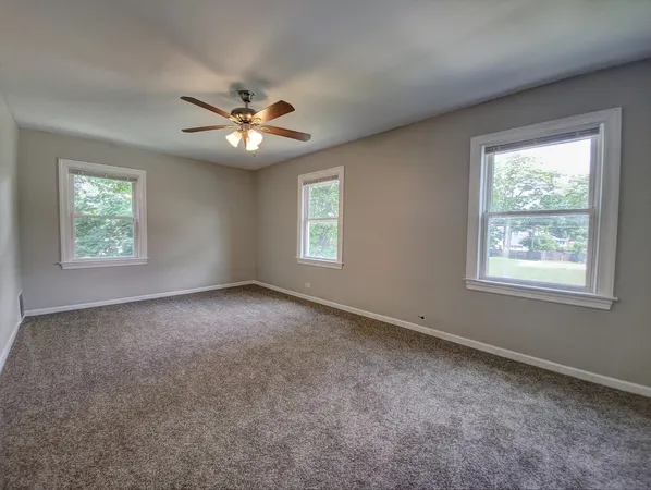 $174,000 | 1913 170th Street, Hazel Crest, IL 60429