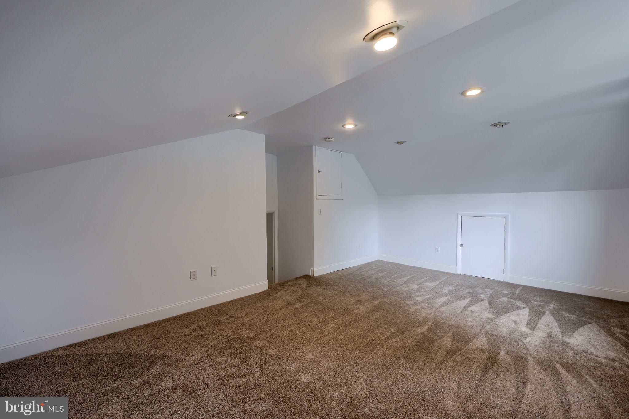 1604 Robert Road Lancaster, PA 17601 - Photo 28 of 36
