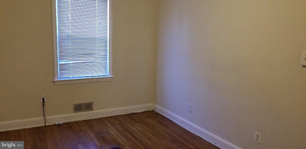 1226 Simms Place Northeast Washington, DC 20002 - Photo 9 of 20