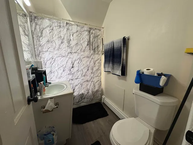 $400,000 | 1015 East Walnut Street, Green Bay, WI 54301