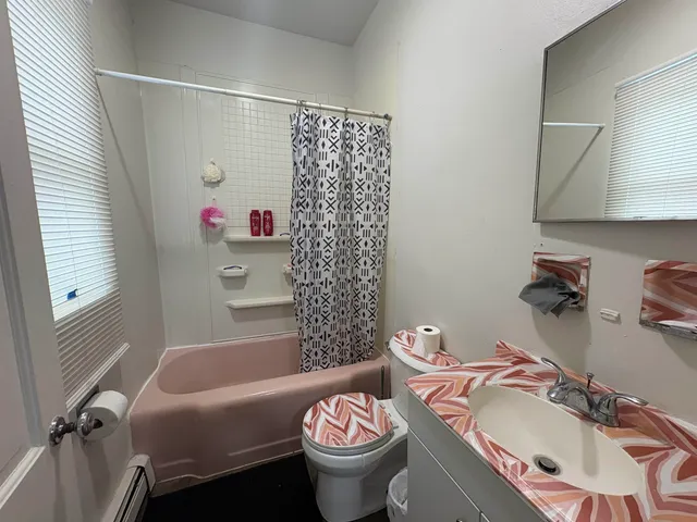 $400,000 | 1015 East Walnut Street, Green Bay, WI 54301