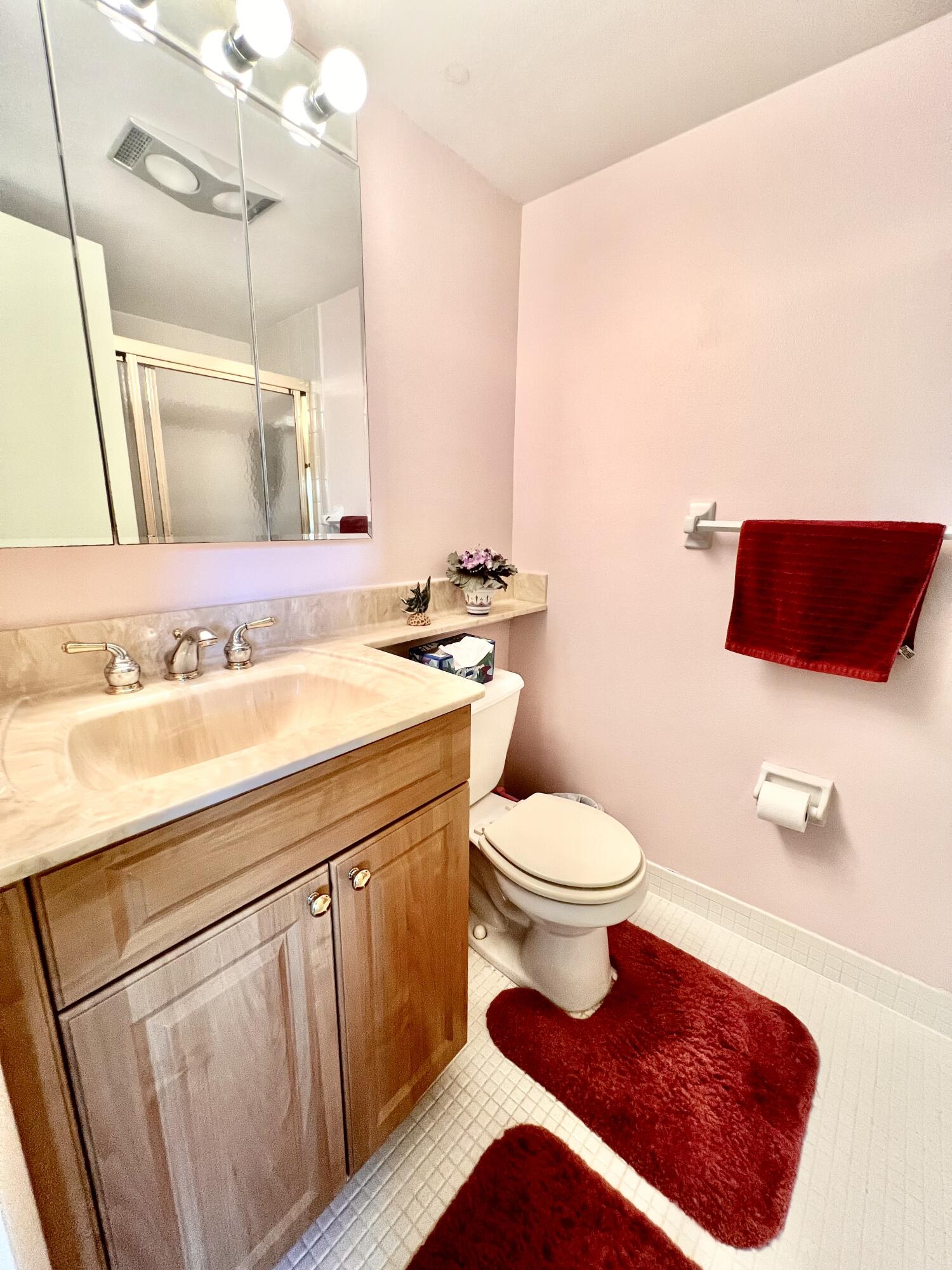 231 East Lantana Road, Unit 202 Lantana, FL 33462 - Photo 18 of 33 Bath 2