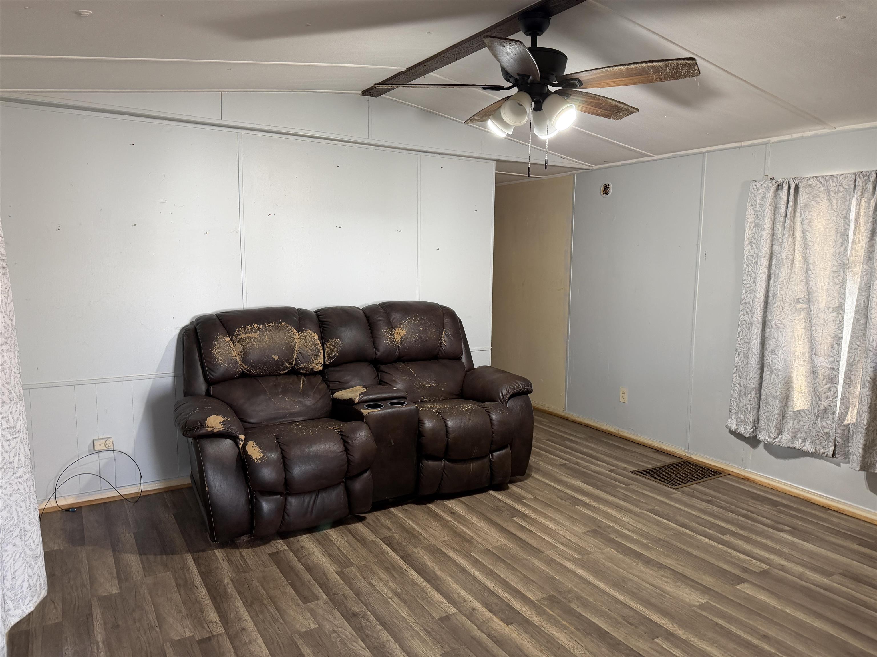 520 Coy Hill Road Olivehill, TN 38475 - Photo 6 of 31 Gallery Image 6