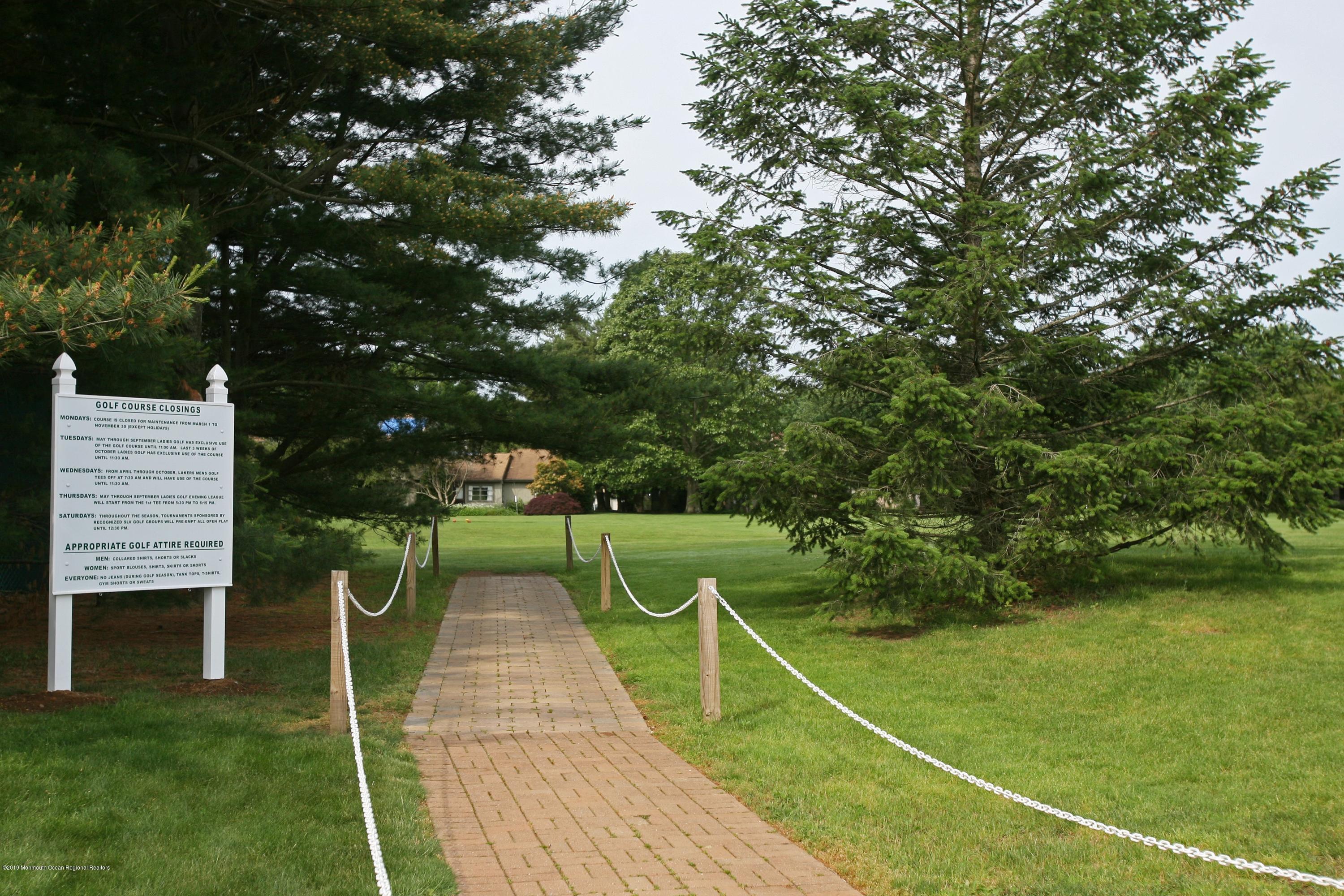 10 Andover Court, Unit D Red Bank, NJ 07701 - Photo 19 of 20 Golf Course