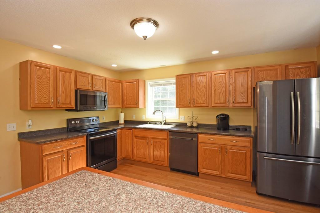 457 Brimfield Road Warren, MA 01083 - Photo 5 of 30