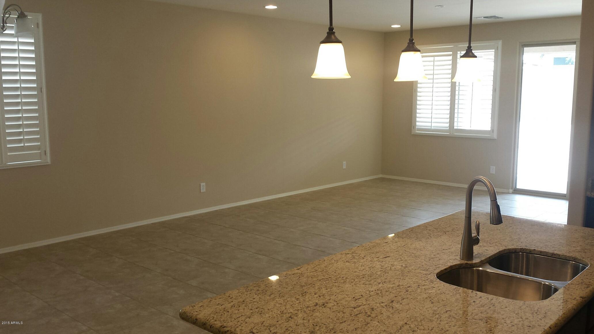 2013 East Stacey Road Gilbert, AZ 85298 - Photo 7 of 11 3074 Great Room