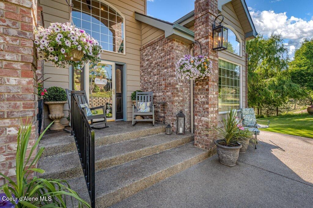 10715 North Payment Peak Road Post Falls, ID 83854 - Photo 6 of 118 --6.jpg-SMALL