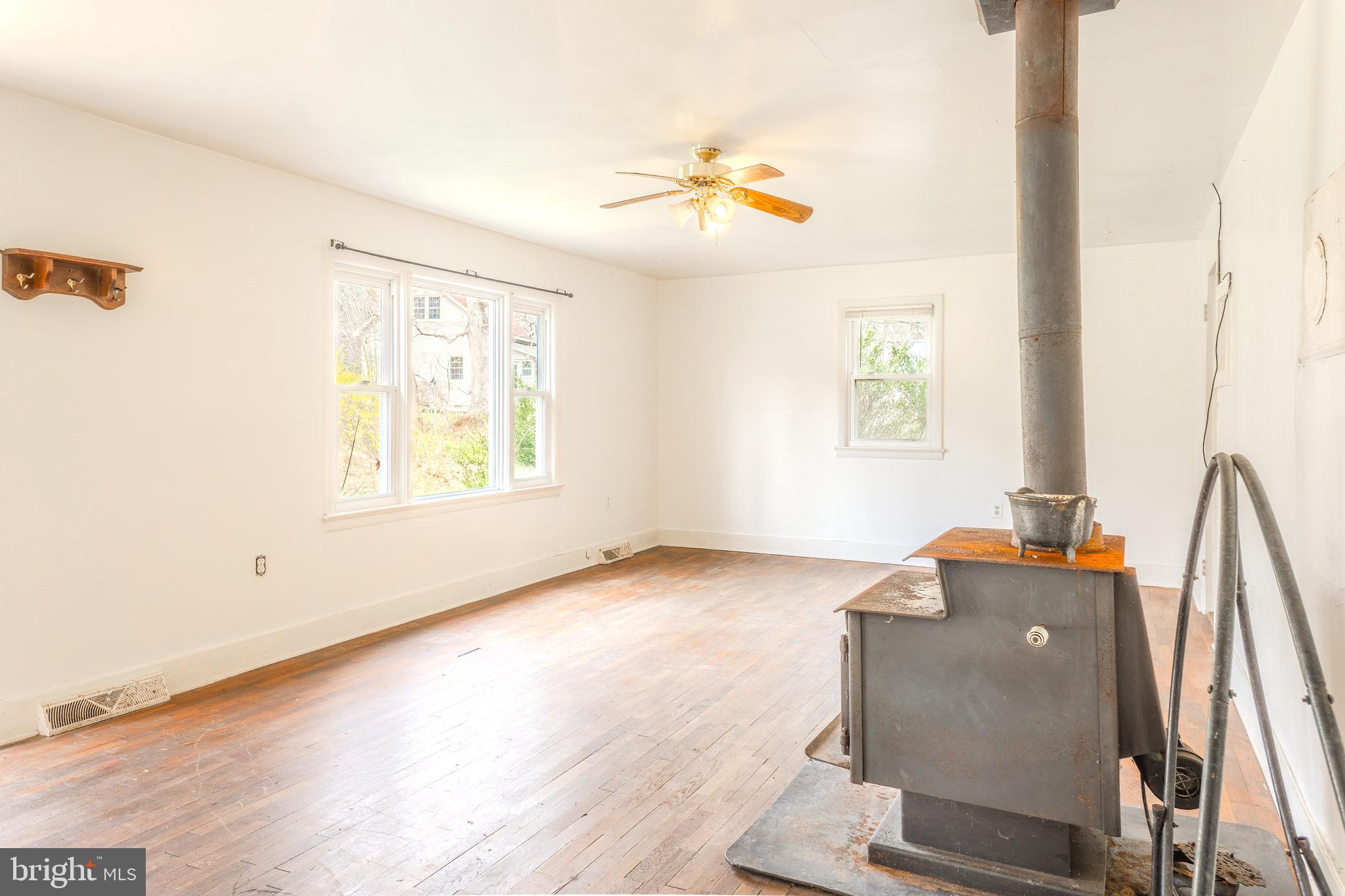 326 Keyser Run Road Washington, VA 22747 - Photo 10 of 33