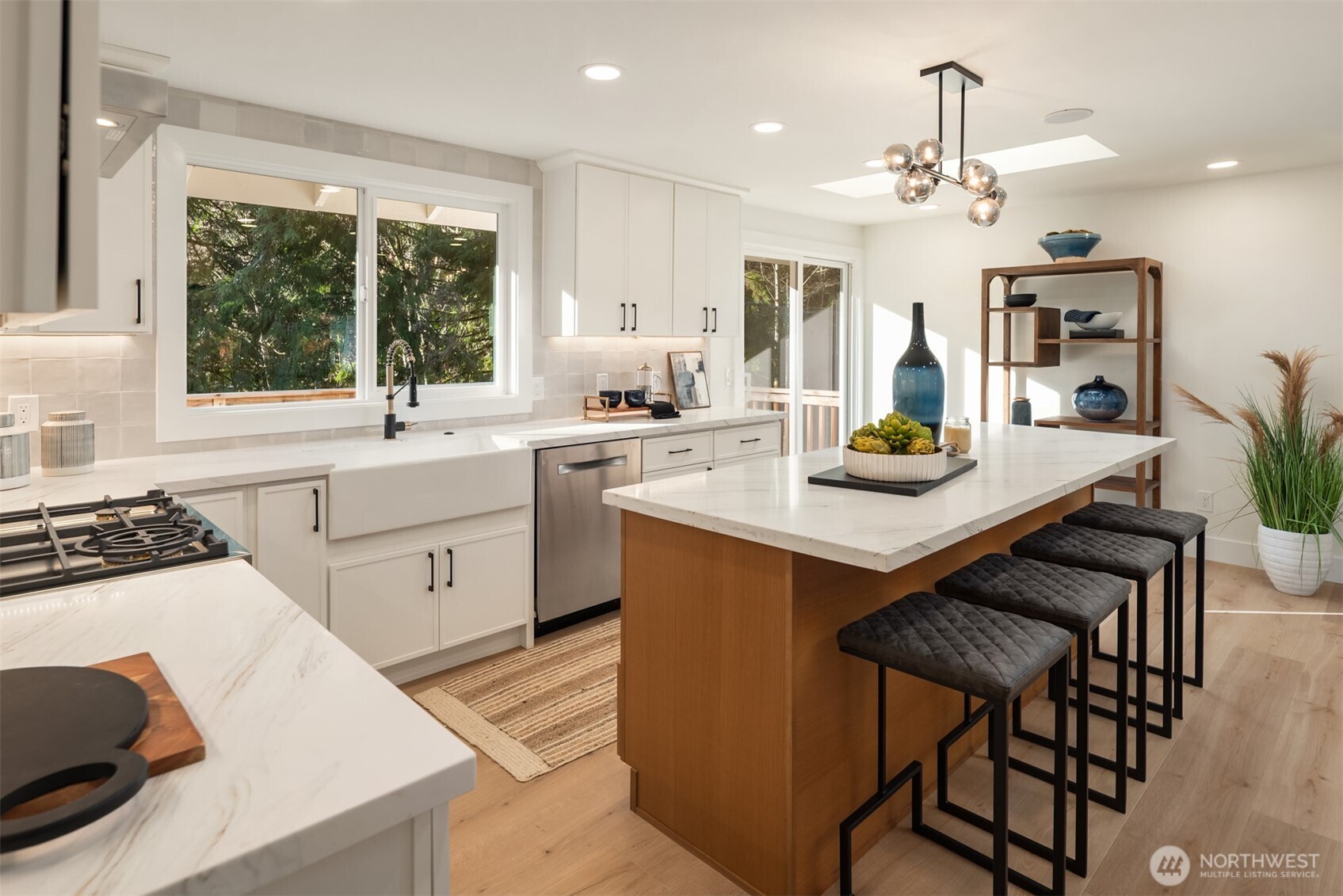 27313 Northeast 53rd Street Redmond, WA 98053 - Photo 14 of 39