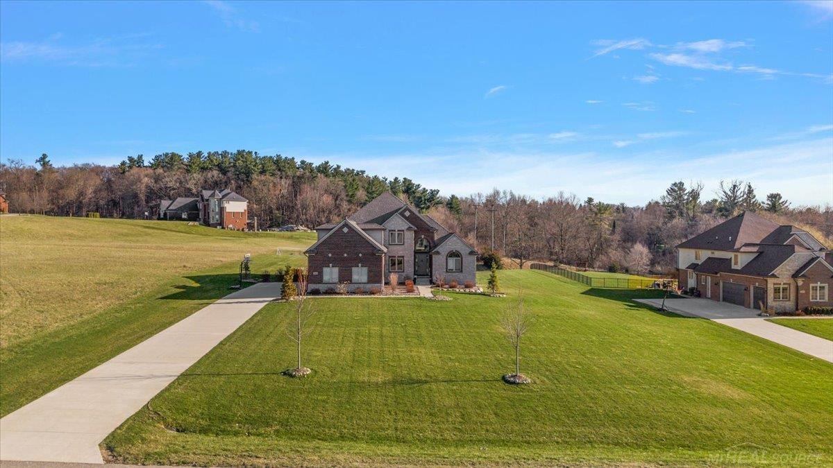 8166 Morningside Drive Romeo, MI 48065 - Photo 5 of 81