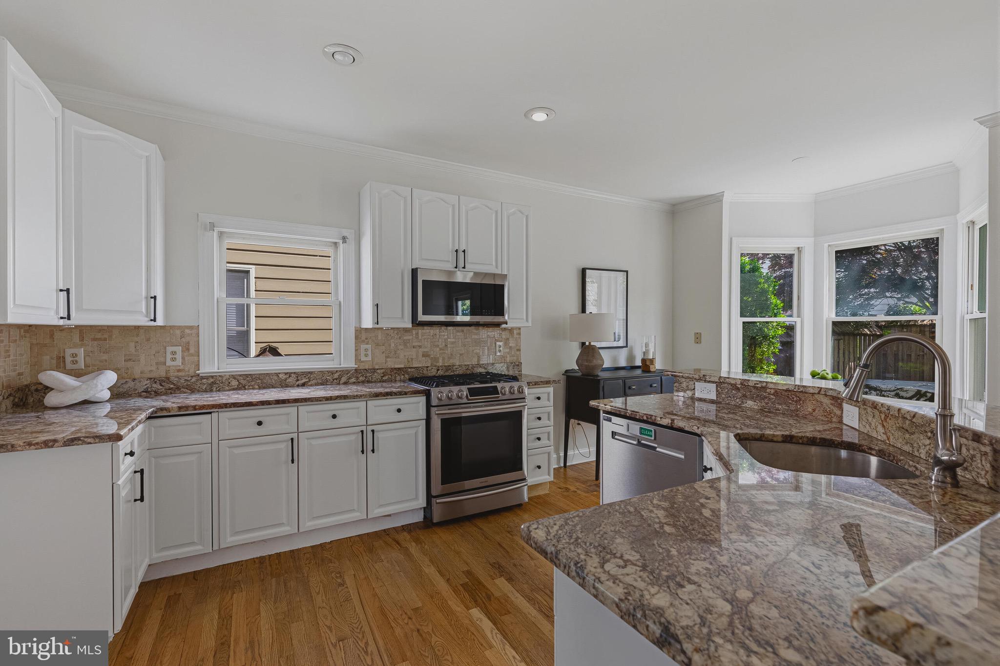 106 Harrison Street Northeast Leesburg, VA 20176 - Photo 22 of 52